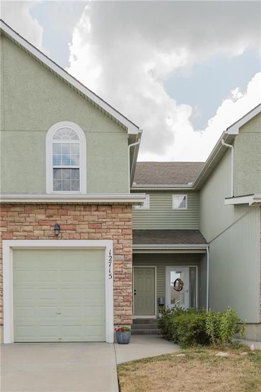 12715 Walker Ave, Kansas City, KS 66109