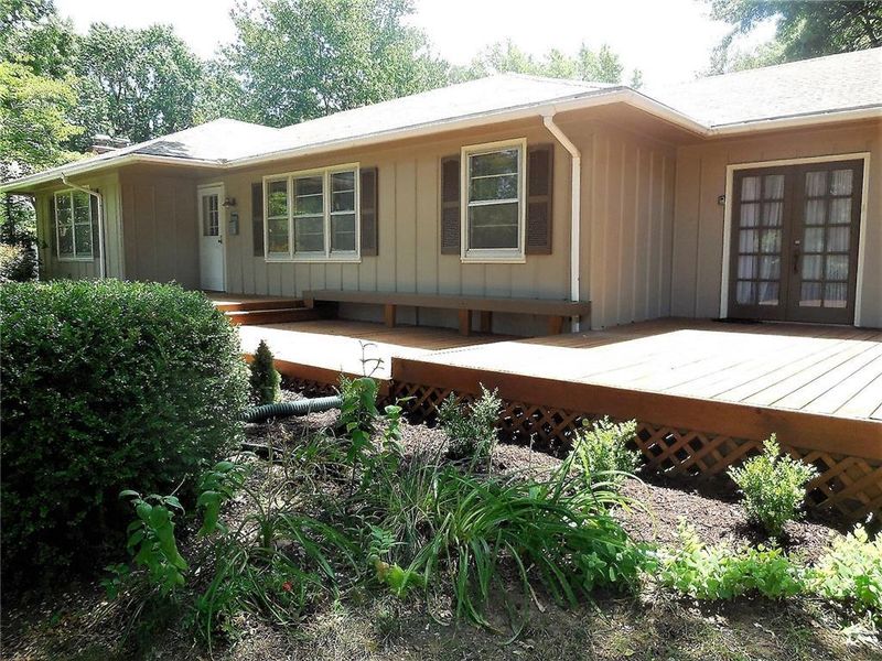 4707 E 109th Ter, Kansas City, MO 64137