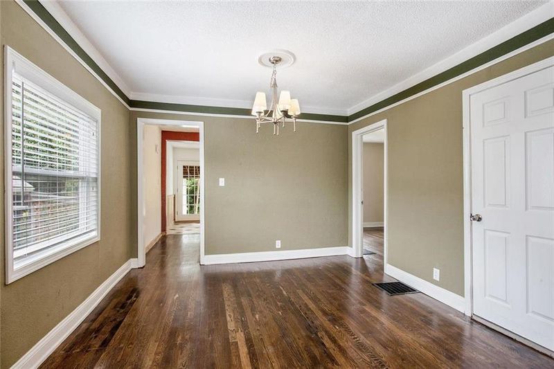 1808 Pendleton Ave, Kansas City, MO 64124