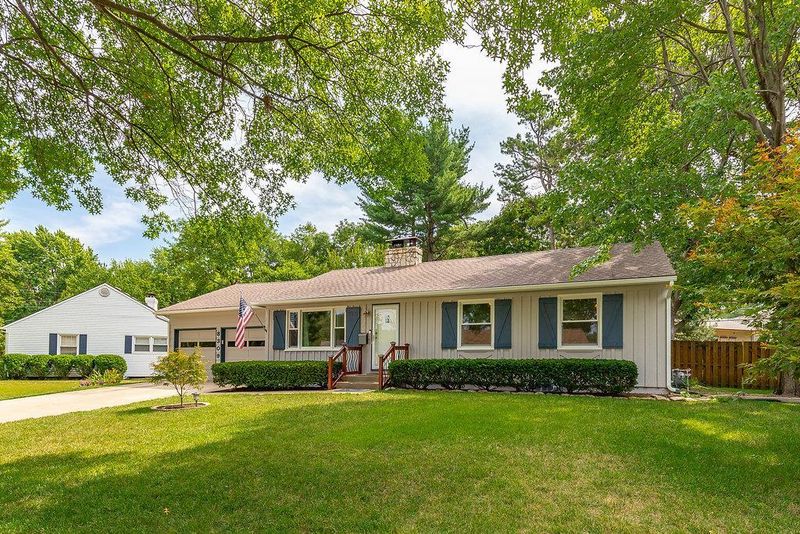 8309 Beverly Dr, Overland Park, KS 66207