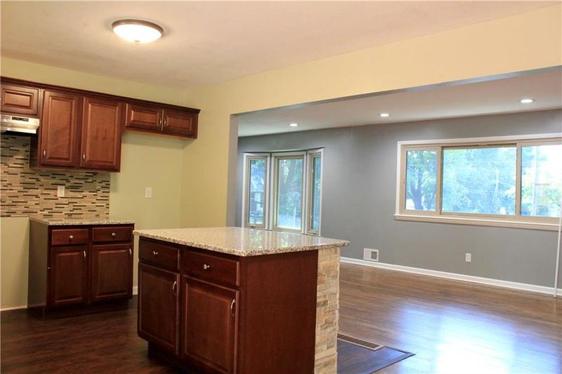 4818 Webster Ave, Kansas City, KS 66104