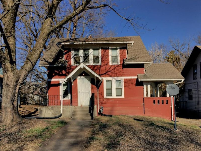 2532 E 68th Ter, Kansas City, MO 64132
