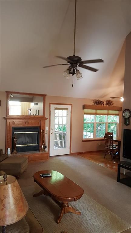 21404 E 50th Terrace Dr, Blue Springs, MO 64015