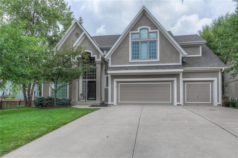 14312 Flint St, Overland Park, KS 66221