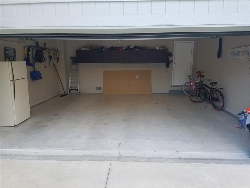 16515 E 36th St, Independence, MO 64055