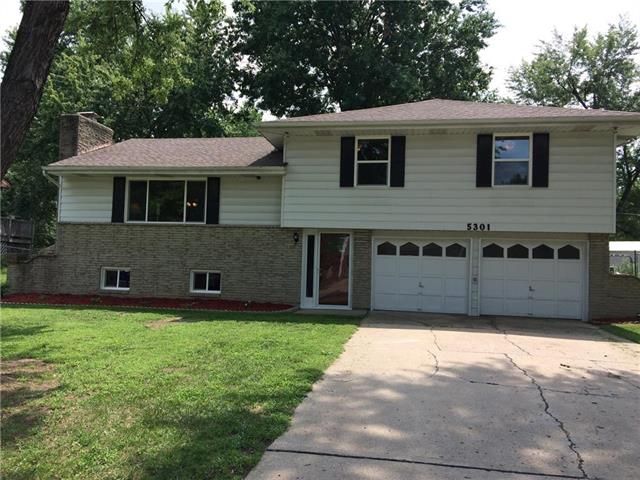 5301 NE 57th St, Kansas City, MO 64119