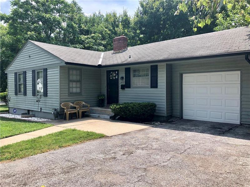 1489 E 76th Ter, Kansas City, MO 64131