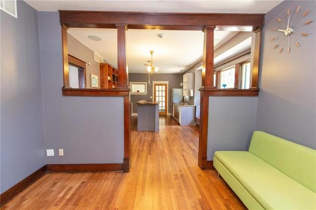 937 Pennsylvania St, Lawrence, KS 66044