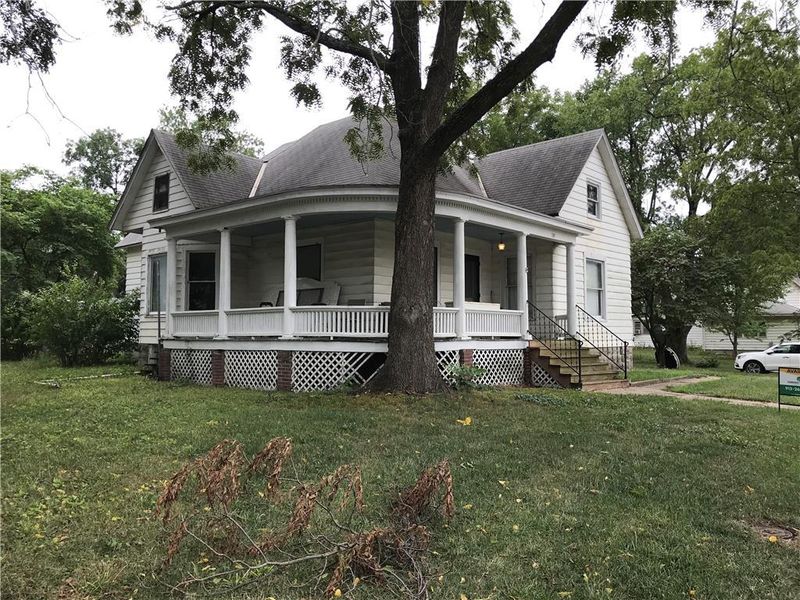 139 W Main St, Gardner, KS 66030