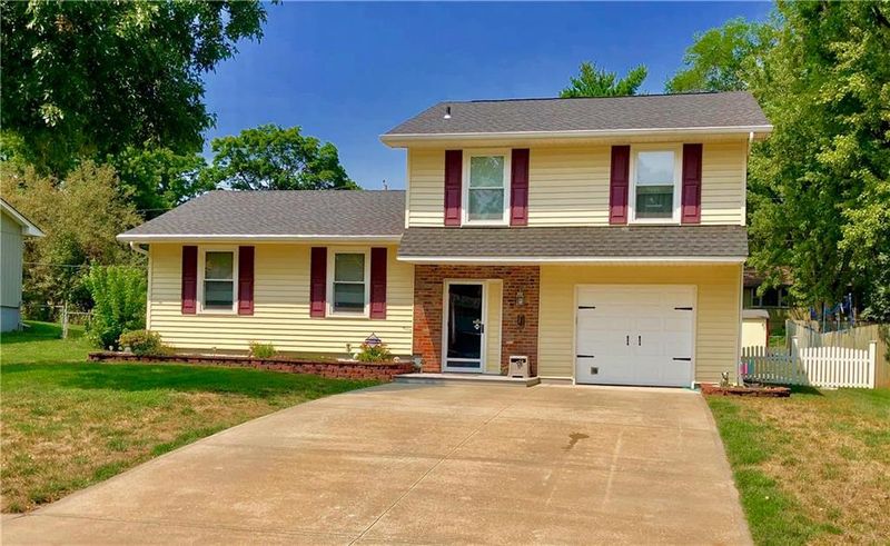 5530 Sutton Ave, Kansas City, KS 66106