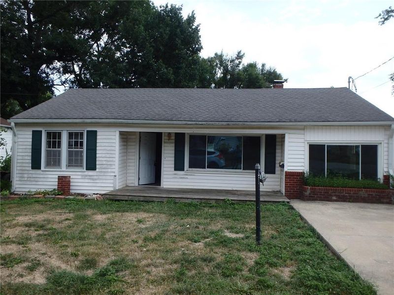 1418 Cooper St, Chillicothe, MO 64601