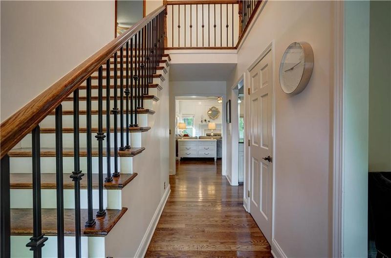 11232 Eby St, Overland Park, KS 66210