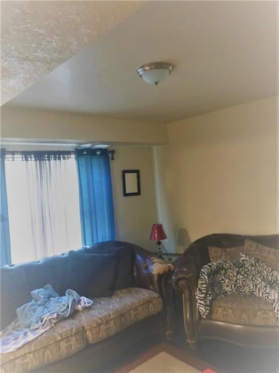 2701-5 Benton Blvd, Kansas City, MO 64128