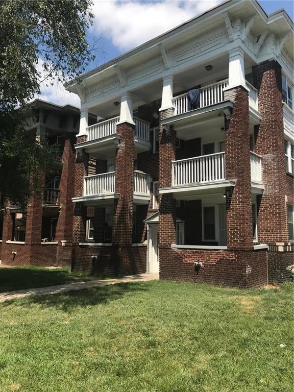 2701-5 Benton Blvd, Kansas City, MO 64128