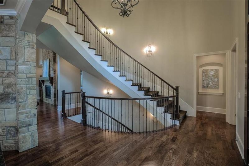 11507 W 159th Ter, Overland Park, KS 66062