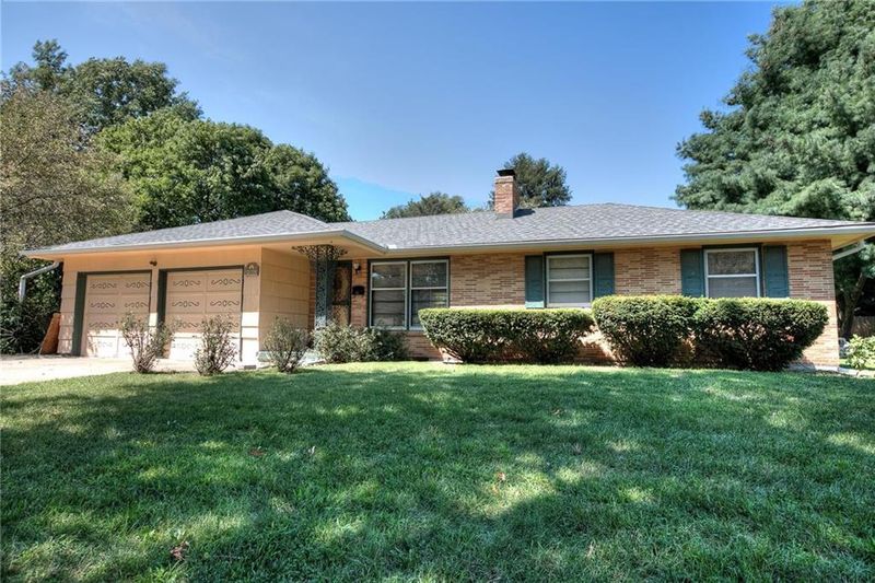 12016 E 49th St, Kansas City, MO 64133
