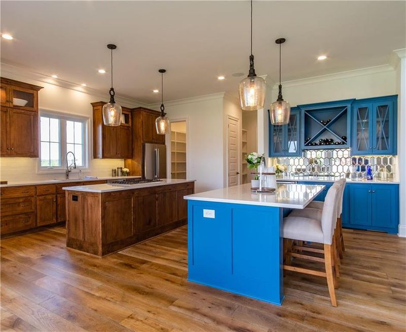 9112 W 178th St, Overland Park, KS 66013