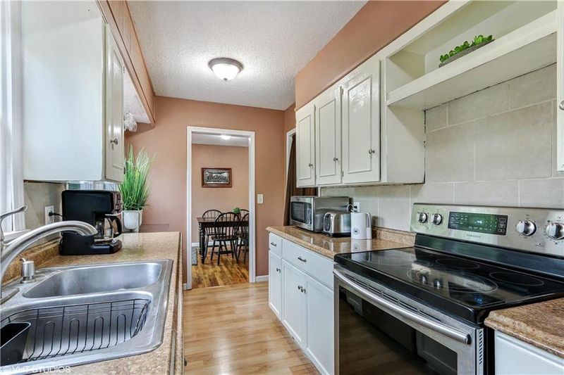 5511 Eastern Ave, Kansas City, MO 64129