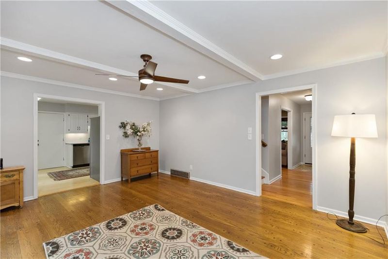 5708 W 98th St, Overland Park, KS 66207