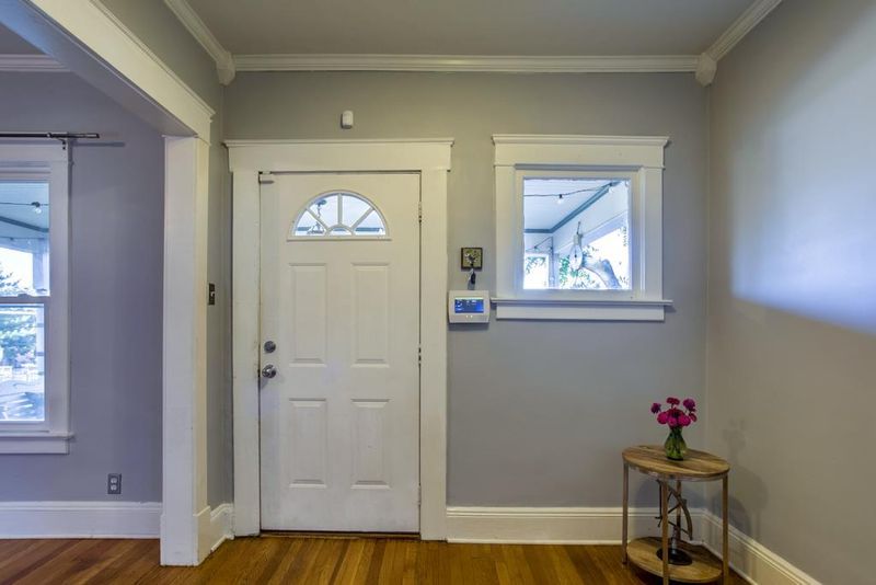 3011 Walnut St, Kansas City, MO 64108