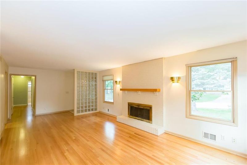 3807 NW 63rd Ter, Kansas City, MO 64151