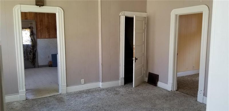 409 E Colorado Ave, St Joseph, MO 64504