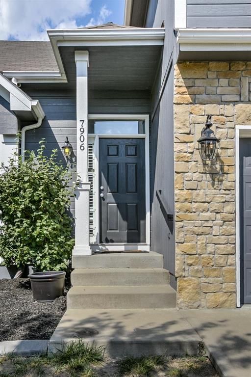 7906 NE 112th St, Kansas City, MO 64157