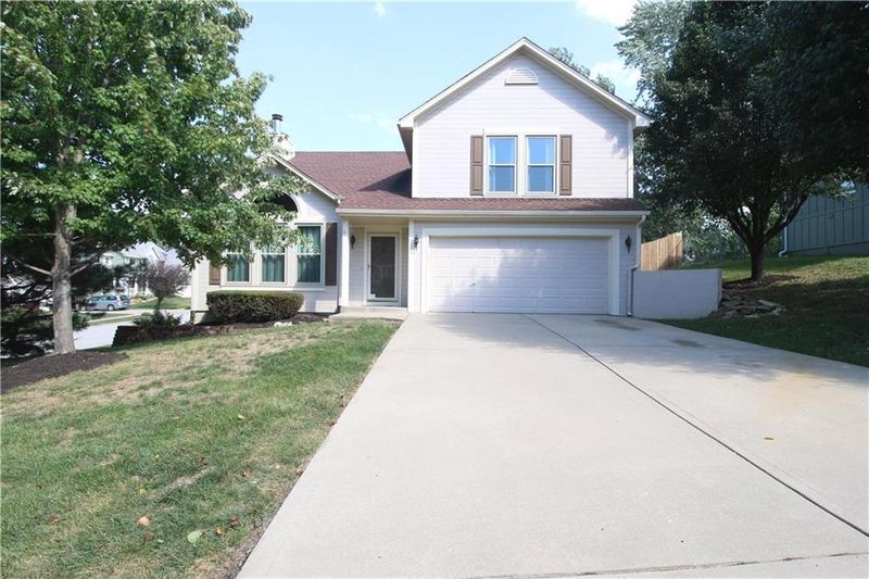 5629 N Mayview Ave, Kansas City, MO 64151