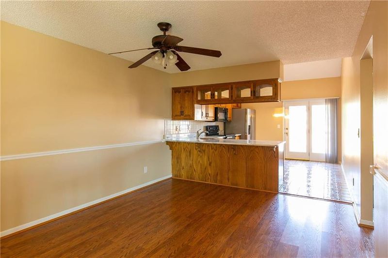 3502 NW 70th St, Kansas City, MO 64151