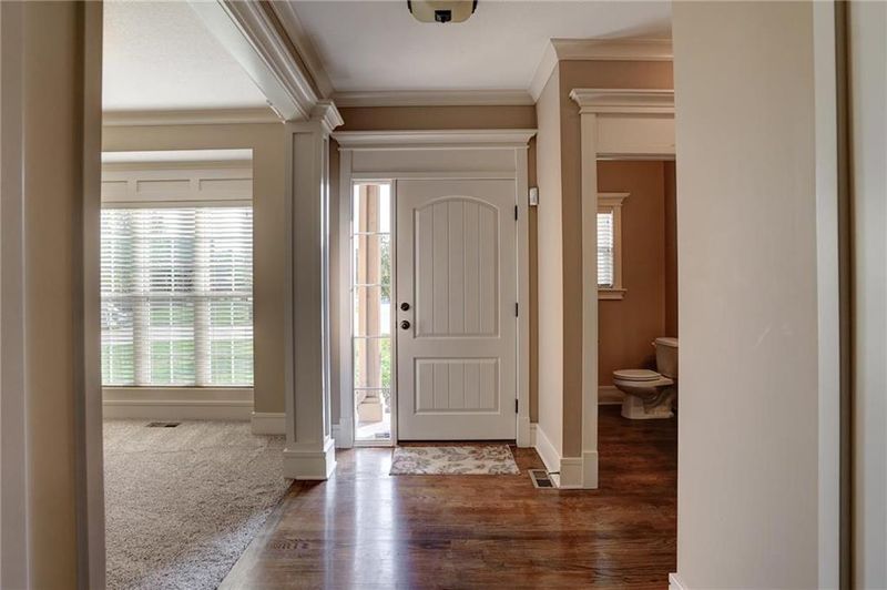 7300 N Conant Ave, Kansas City, MO 64152