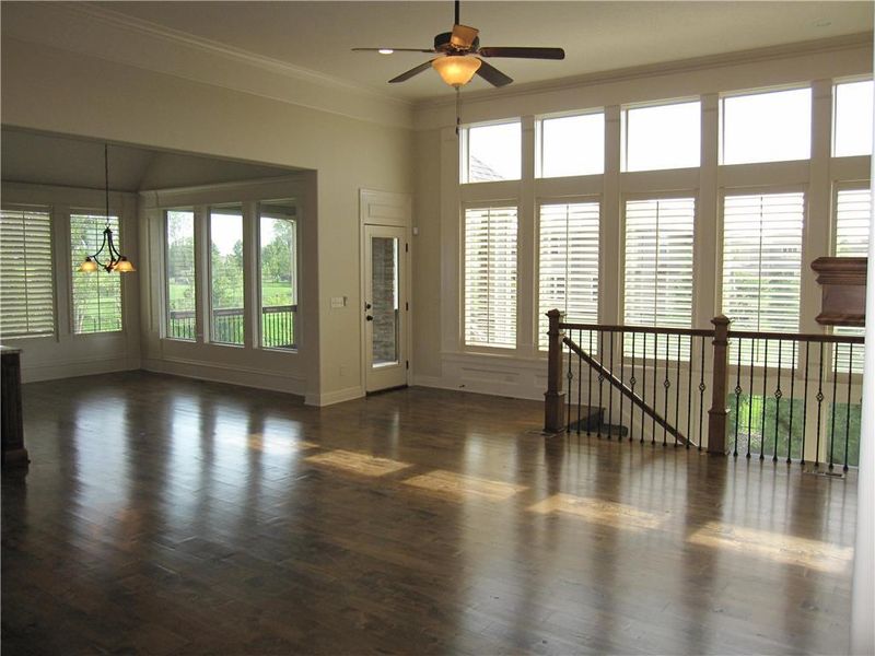 16025 Caenen St, Overland Park, KS 66221