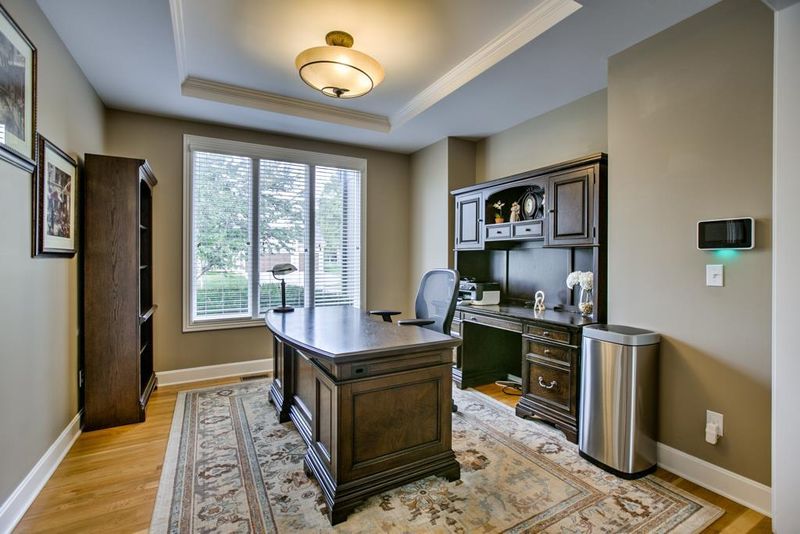14521 Floyd St, Overland Park, KS 66223
