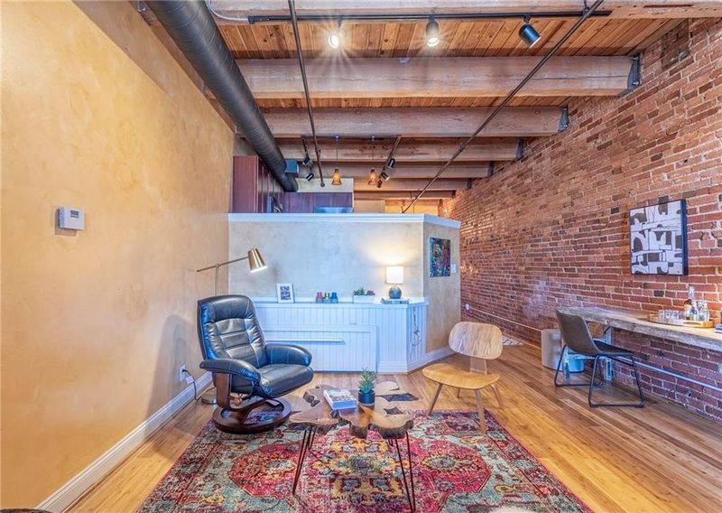 706 Broadway Blvd #407, Kansas City, MO 64105