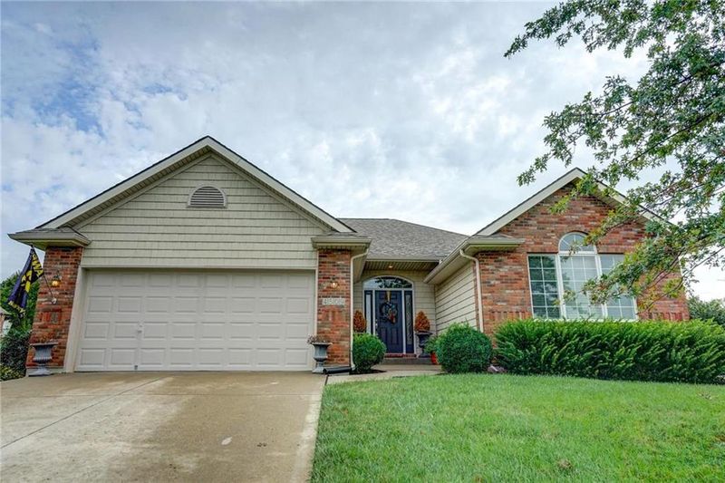 4509 Harvard Ln, Kansas City, MO 64133