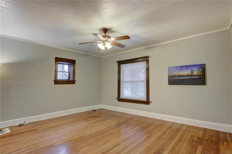 4441 Harrison St, Kansas City, MO 64110