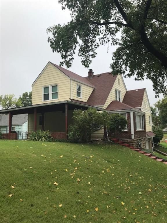 2921 E 63rd St, Kansas City, MO 64130