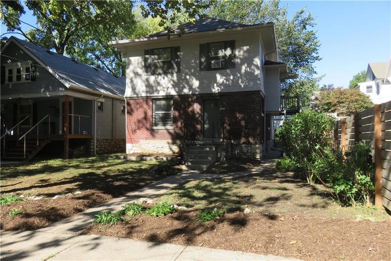 712 E 40th St, Kansas City, MO 64110