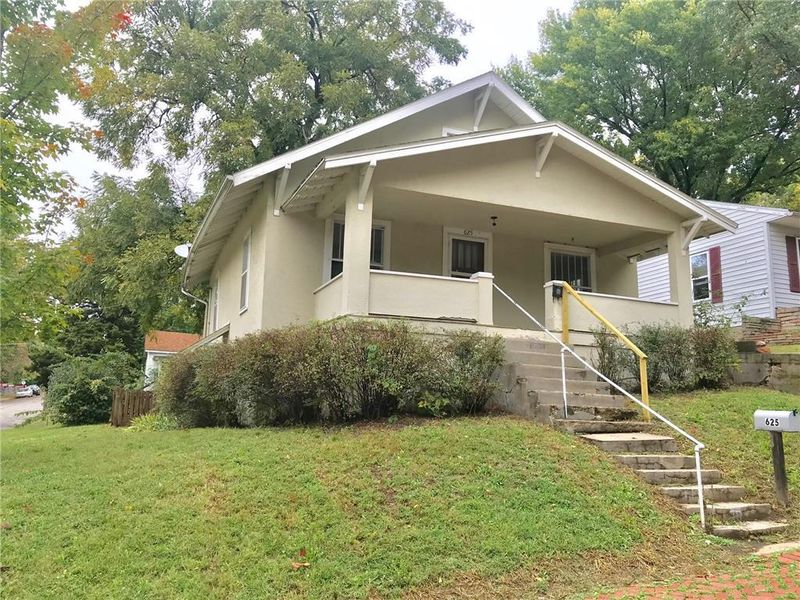 625 Mound St, Atchison, KS 66002