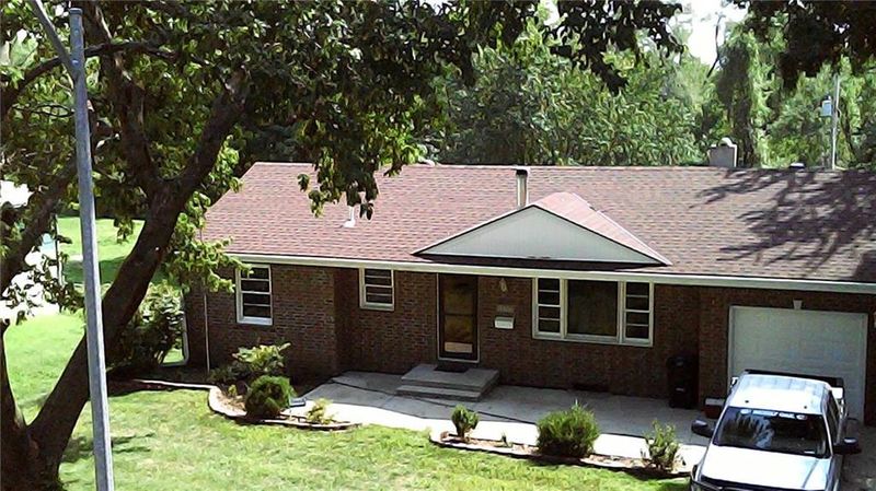12115 E 52nd Ter, Kansas City, MO 64133
