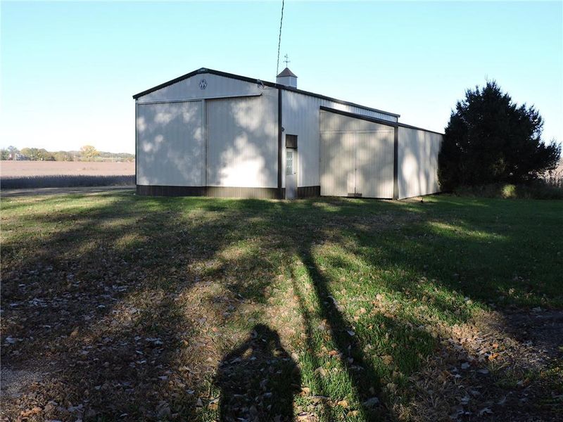 1768 E 1600 Rd, Lawrence, KS 66044
