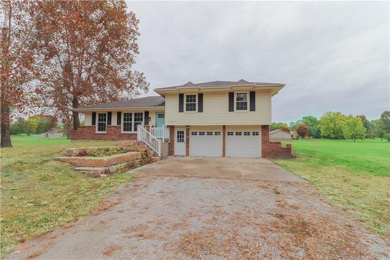 15800 NE 140th Ter, Kearney, MO 64060