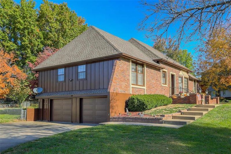 12320 E 59th Ter, Kansas City, MO 64133