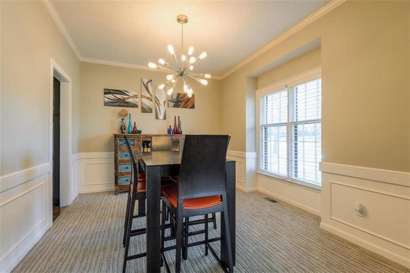 15303 Hemlock St, Overland Park, KS 66223