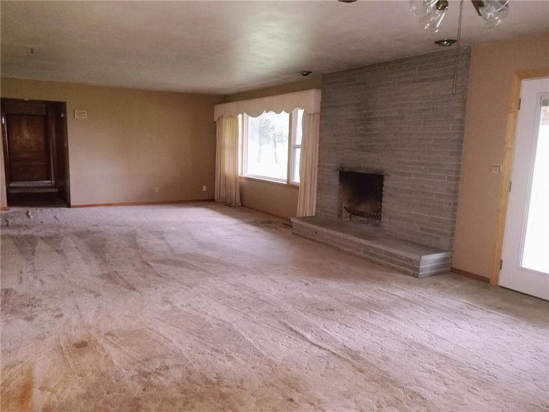 616 1100th St, Humboldt, KS 66748