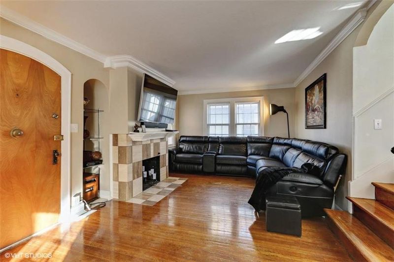 811 E 23rd Ave, Kansas City, MO 64116