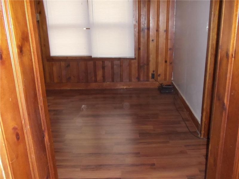 5221 Wayne Ave, Kansas City, MO 64110