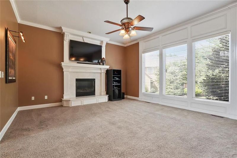 14629 Carter St, Overland Park, KS 66221