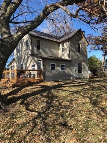 13541 Nemaha Rd, Valley Falls, KS 66088