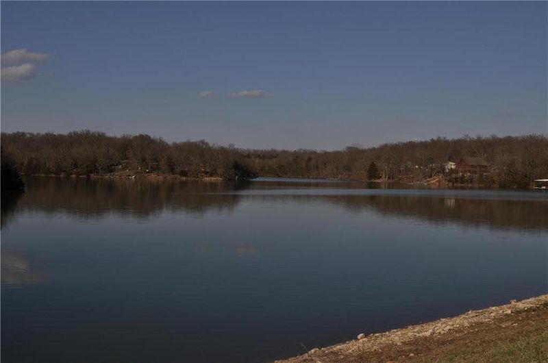 Lakeside Cir, Lacygne, KS 66040