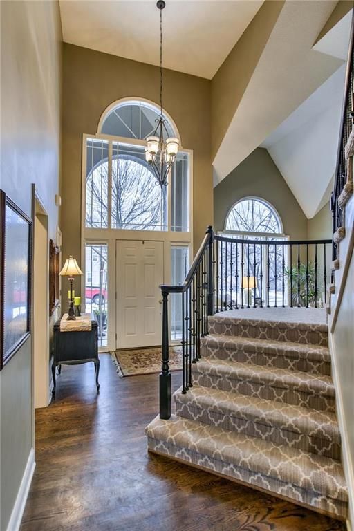 7537 W 143rd Ter, Overland Park, KS 66223